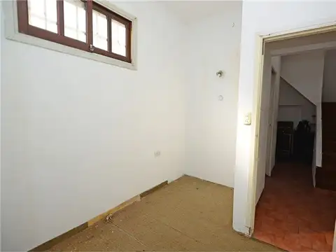 Depto Tipo Casa en Alquiler en Quilmes, $ 520.000