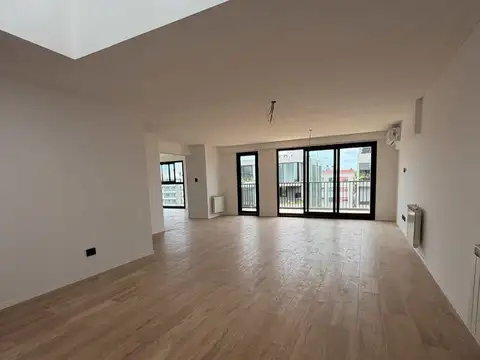 VENTA PENTHOUSE CON TERRAZA EN ITUZAINGO