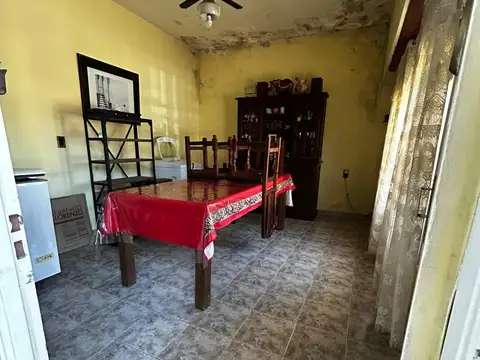 Casa 3 ambientes con 1 baño
