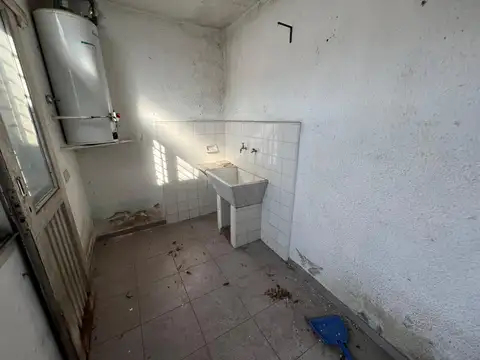 Depto Tipo Casa en Venta en Villa Ballester, USD 65.000