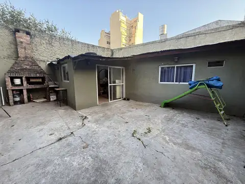 Depto Tipo Casa 7 ambientes con 2 baños