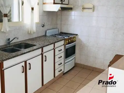 Depto Tipo Casa 4 ambientes con 1 baño