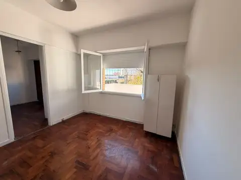 Depto Tipo Casa en Alquiler 66 años