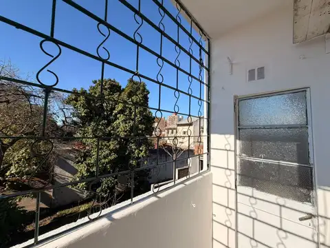 Depto Tipo Casa en Alquiler de 3 ambientes