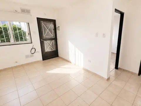 Depto Tipo Casa en Venta en Barrio España y Hospitales, USD 29.500