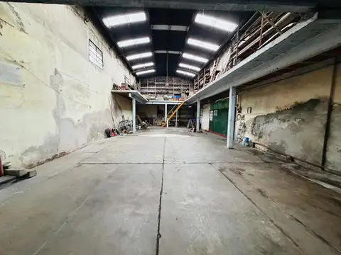 Galpon en Alquiler en Remedios de Escalada, $ 1.600.000