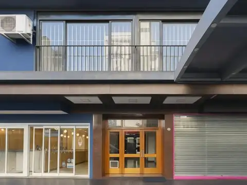 Avenida Corrientes e/ Montevideo y Paraná