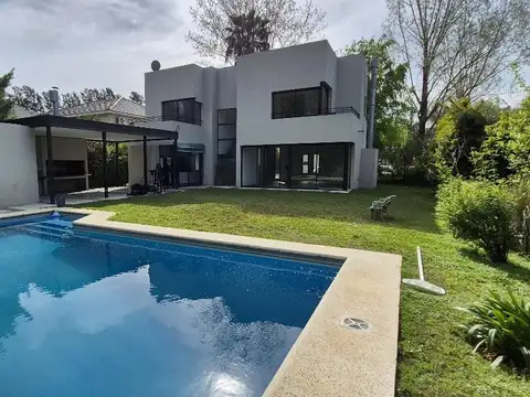 Casa venta de 5 ambientes en el barrio La Pradera II, Pilar, Gba Norte