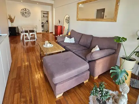 SAN MARTIN: DEPARTAMENTO 3 AMB AL FRENTE CON DOBLE BALCON