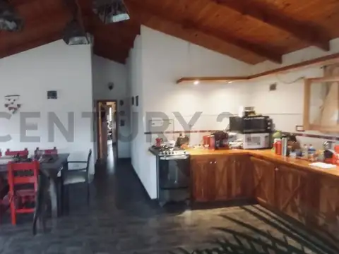 Casa en Venta en El Hoyo, USD 295.000