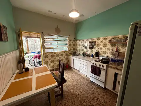 Casa 5 ambientes con 3 baños