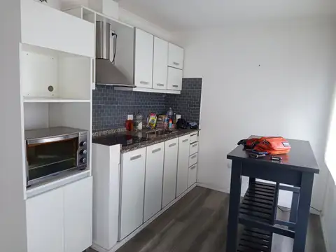 AV GAONA 1900, Piso 1