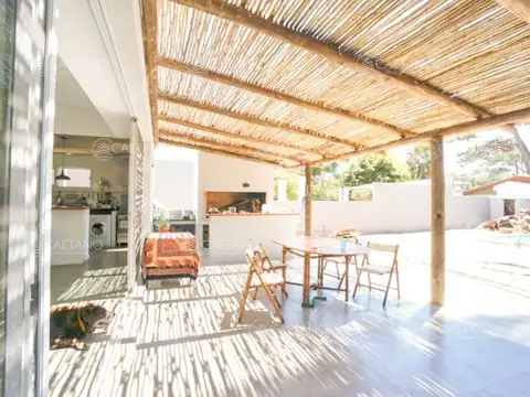 Venta Casa 2 Dormitorios, Rincón del Indio, Punta del Este