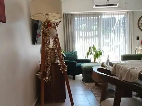 AV. FONDO DE LA LEGUA 2200