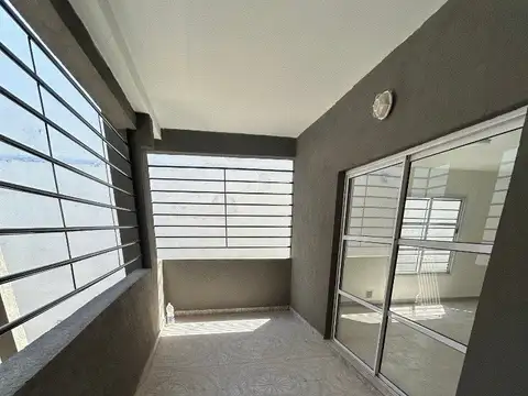 Depto Tipo Casa en Alquiler de 2 dormitorios