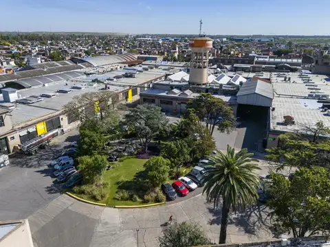 Depósito de 1.185 m2 dentro de parque industrial multipropósito