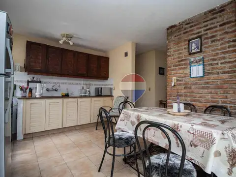 VENTA CASA 2 DORM. EN COMPLEJO, LAGOMAR NORTE