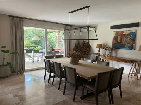 Casa de 5 dormitorios en venta en el Tortugas CC - Teresa Urdapilleta Propiedades