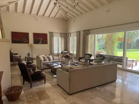 Casa en Alquiler en Tortugas Country Club, USD 9.000