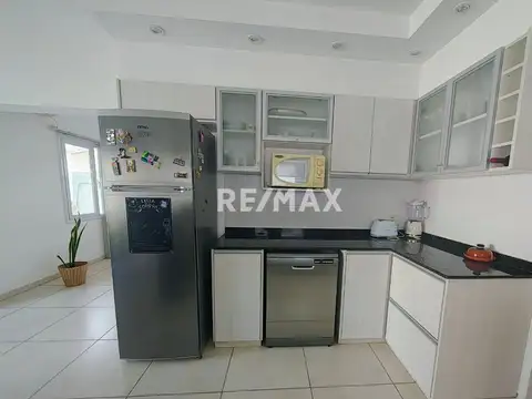 ALQUILER CASA EX ZONA PEAJE - CENTENARIO