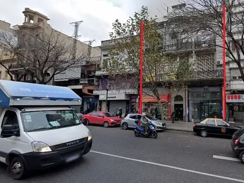 Departamento en venta Balvanera 5 ambientes Frente