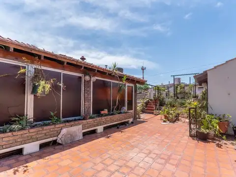 VENTA CASA 5 AMB PATIO QUINCHO TERRAZA BOEDO