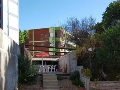 av