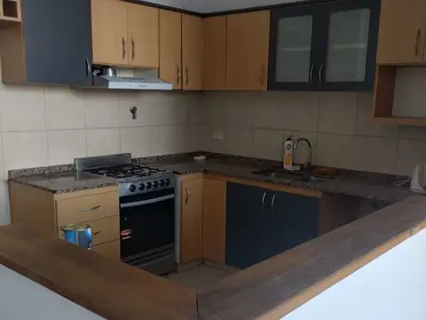 Esmeralda 3700, Piso 2