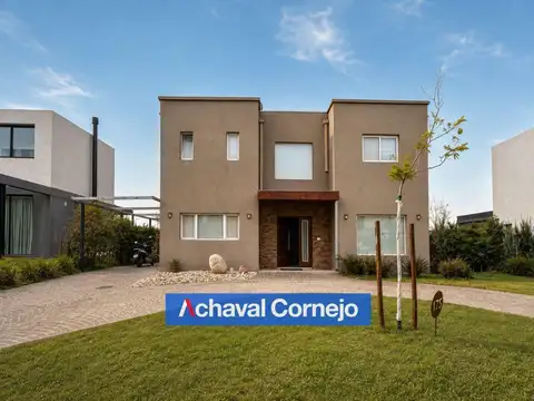 Venta | Casa 3 dormitorios   playroom - orientacion Norte - Barrio Acacias | Puertos