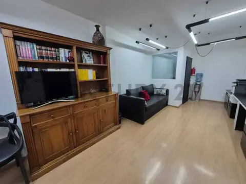 EN VENTA, Oficina en Recoleta, CABA. Excelente ubicación.