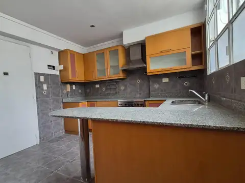Departamento en Alquiler de 3 dormitorios