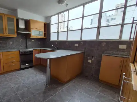 Departamento en Alquiler en Recoleta, USD 1.350