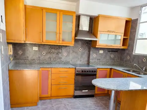 Departamento en Alquiler de 3 dormitorios