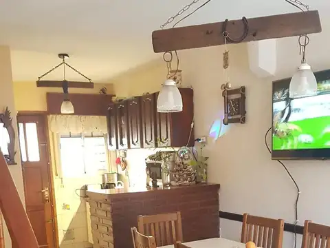 Depto Tipo Casa en Venta de 3 ambientes
