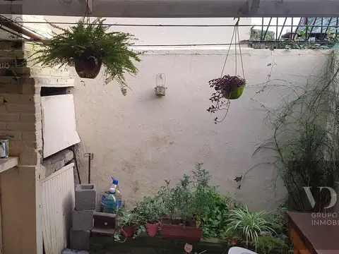 Depto Tipo Casa en Venta con 1 cocheras