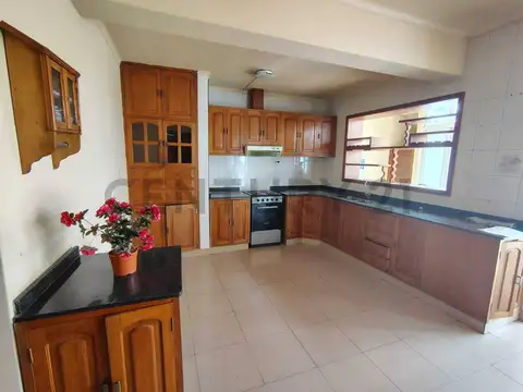 CASA EN VENTA EN CIUDAD MENDOZA