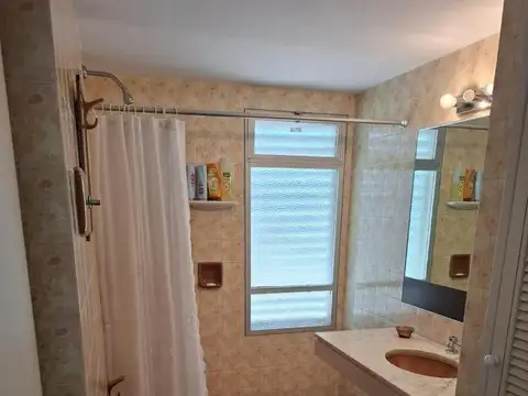 Departamento en Alquiler de 4 ambientes