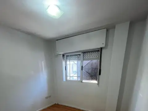 ALQUILER PH 3 AMBIENTES CON PATIO - LOMAS DEL MIRADOR