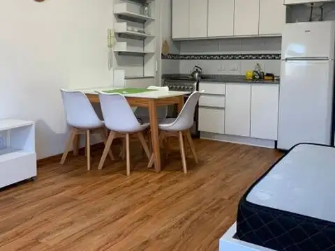 Departamento Monoambiente, en alquiler temporario, Villa Pueyrredon