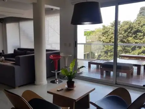 Av. Gral. Indalecio Chenaut al 1700