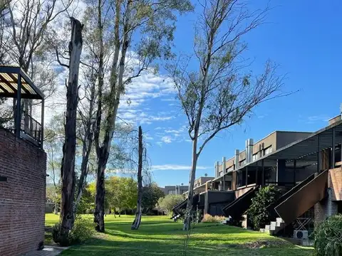 Departamento en Alquiler con 1 cocheras