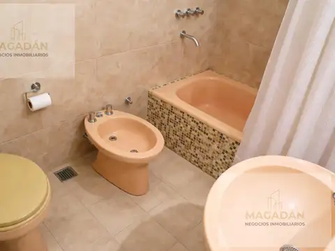 Casa en Venta en Villa Sarmiento, USD 149.000