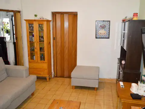 Depto Tipo Casa en Venta 50 años