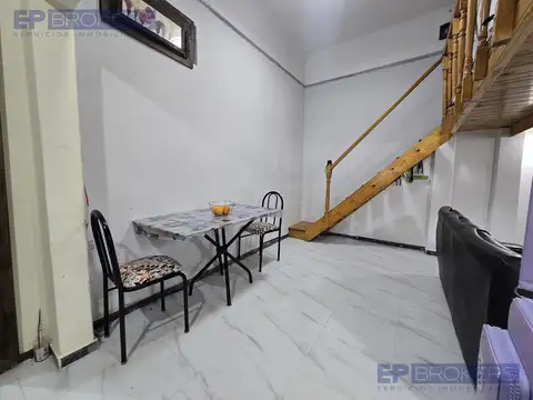 Depto Tipo Casa en Venta de 1 dormitorio