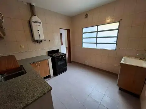 Depto Tipo Casa 2 ambientes con 1 baño