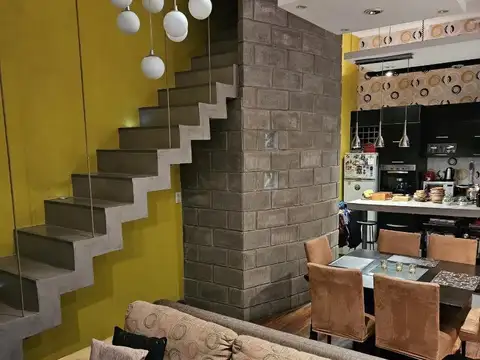 Casa 3 ambientes con 2 baños