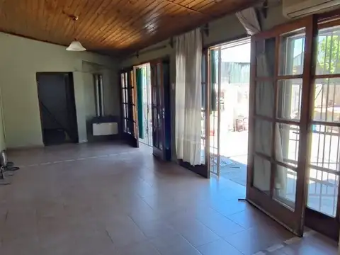 Venta de casa y galpón, Ruta 50, San Martín