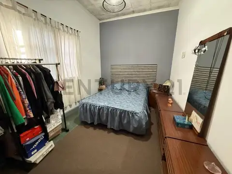Teniente Rangugni 3800, Piso 0
