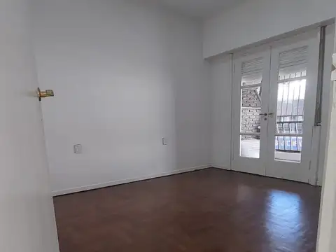 Oficina en Alquiler en Adrogue, $ 3.000.000
