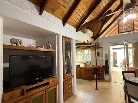 Casa 4 ambientes con 3 baños